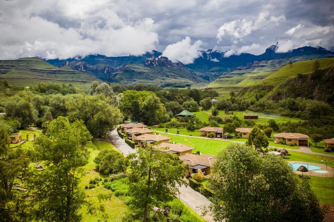 Gooderson Leisure Riverbend Chalets Self Catering And Timeshare Gold Crown Resort Drakensberg Garden Exterior photo