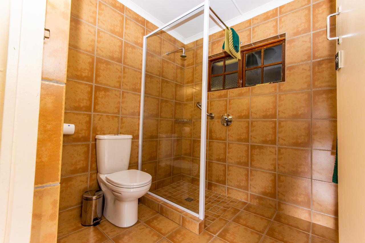 Gooderson Leisure Riverbend Chalets Self Catering And Timeshare Gold Crown Resort Drakensberg Garden Exterior photo