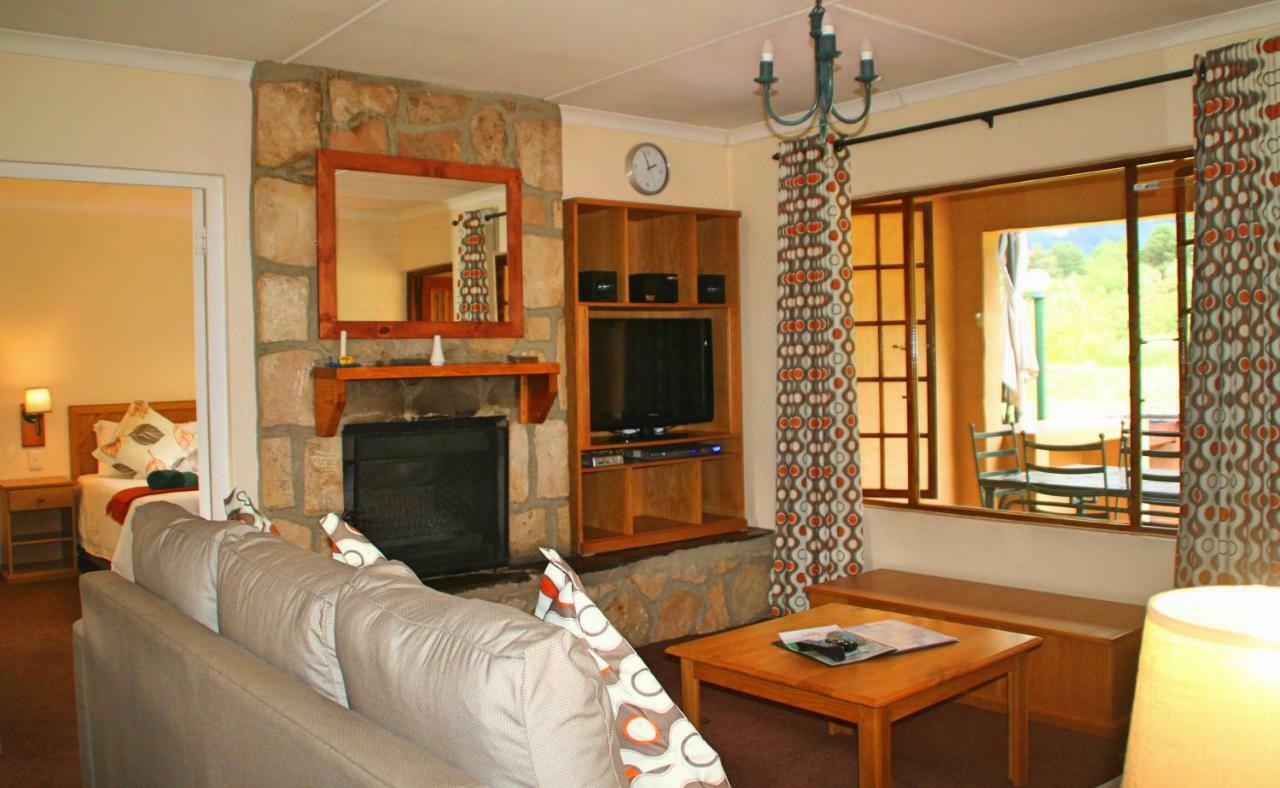 Gooderson Leisure Riverbend Chalets Self Catering And Timeshare Gold Crown Resort Drakensberg Garden Exterior photo