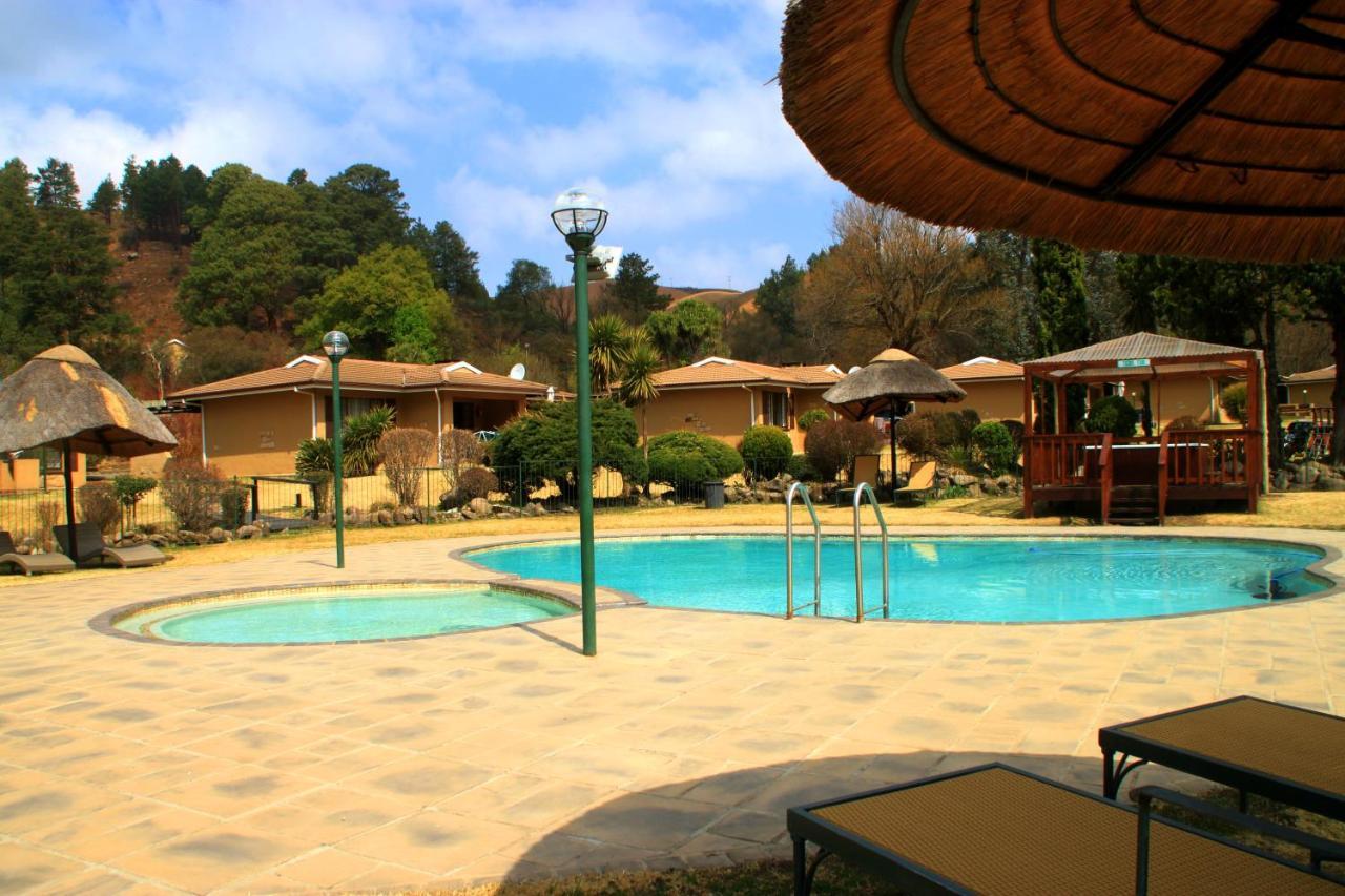 Gooderson Leisure Riverbend Chalets Self Catering And Timeshare Gold Crown Resort Drakensberg Garden Exterior photo